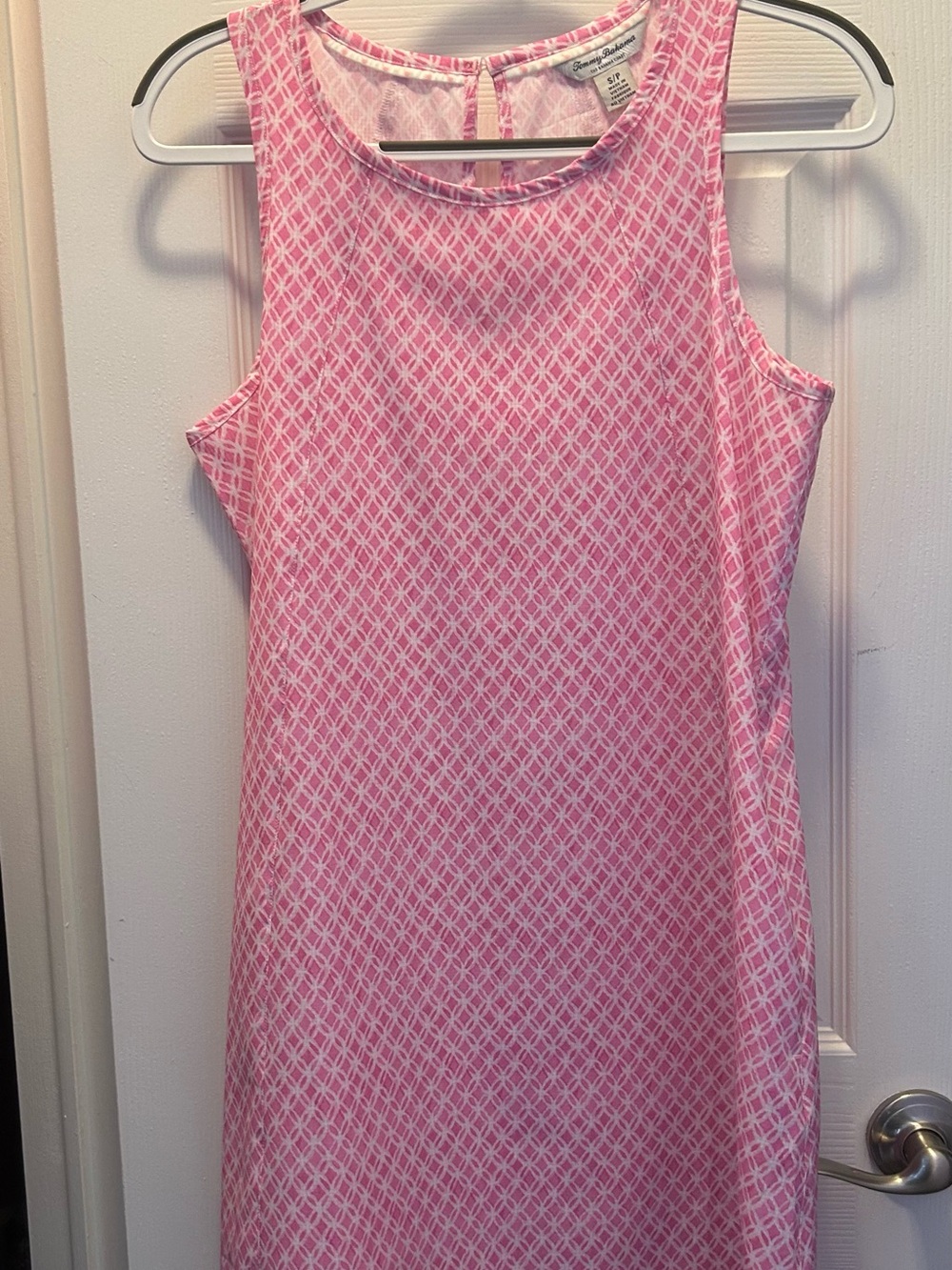 Tommy Bahama “Palma Doro” Geometric Mini Shift Dress-Tuberose Pink/White | Small
